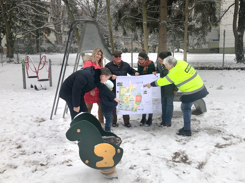 Bild Alzey im Winter auf dem Spielplatz, Projektvorhaben auf Plakat